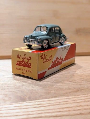 Solido 4cv - 1:43,