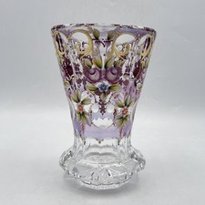 Vase cristal soufflé teinté taillé émaillé décor floral Moser Bohème début XXème