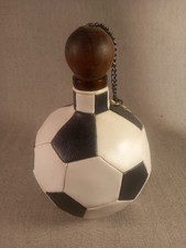 Bouteille ballon de foot vintage années 70, bouteille à liqueur et son bouchon