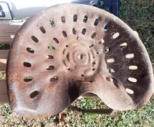 Vend Siege De Tracteur Ancien En Metal