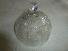 BELLE CLOCHE A FROMAGE EN VERRE MOULE PRESSE