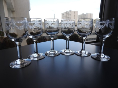 Anciens verres liqueur en - 6,