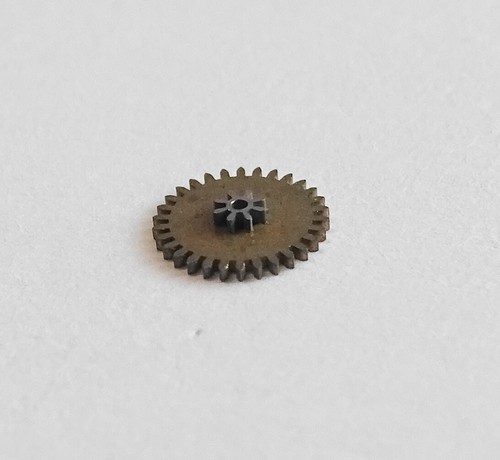 Piece pour montre ultra - piece, 1/2