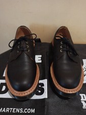 DR MARTENS MADE IN ENGLAND CUIR NOIR SEMELLE RIPPLE,  SIZE 5UK (38/39)