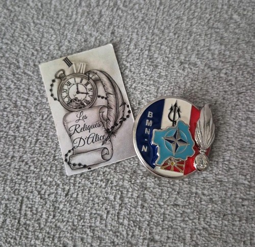 Insigne pin s opération - insigne, pin's