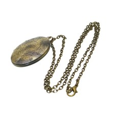 Collier religieux en bronze avec médaillon photo et rouge à lèvres, chaîne