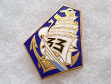 Un insigne militaire " 33°