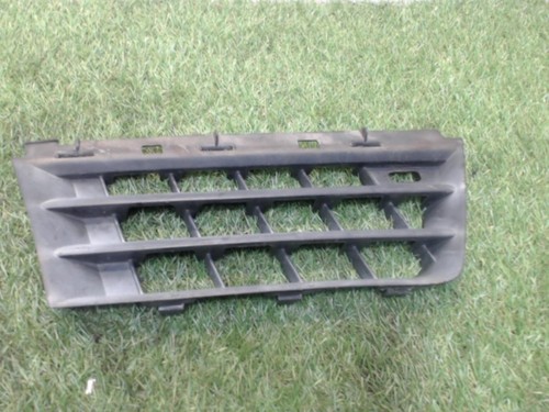 Grille pare choc renault - pare,