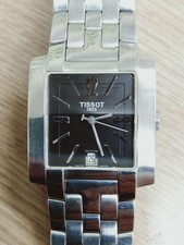 Montre à quartz résistante