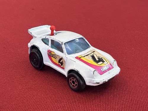 Voiture miniature friction - a,