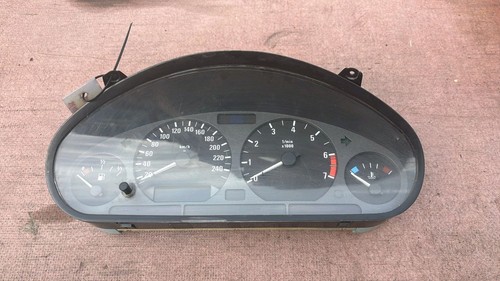 Compteur tableau bord - tableau,