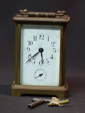 AA 1850 belle pendulette d' officier de voyage 800g12cm réveil à rubis clock chi