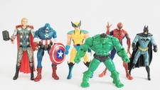 NEUF/6 Figurines/ SUPER HEROS