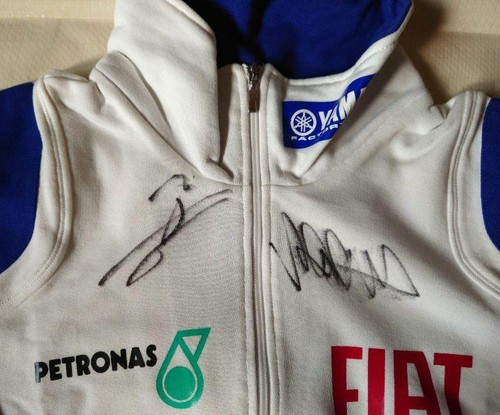 Valentino rossi autograph - valentino,