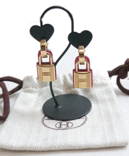 Boucles oreilles - boucles, d'oreilles