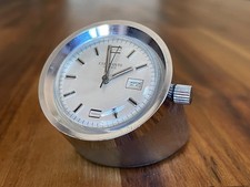 MONTRE DE BUREAU PRESSE PAPIER