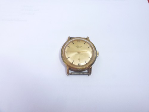 Superbe montre mecanique - superbe,
