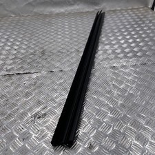 LECHE-VITRE INTERIEUR DE PORTE AVANT DROIT  | CITROEN C3 III