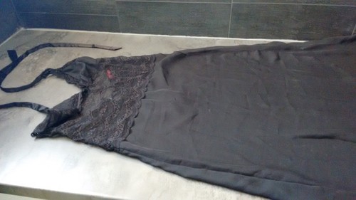Nuisette noire lien - , à