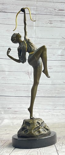 Large vintage sculpture - vintage,