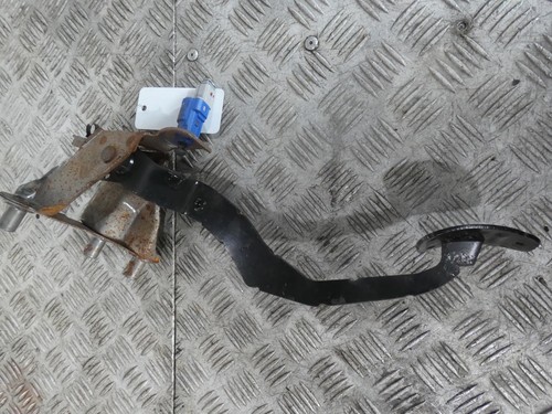 Pedale embrayage renault - pedale,