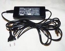 Chargeur ordinateur portable Toshiba PA3201U-1ACA In AC 100-240V / Out DC 15V 5A