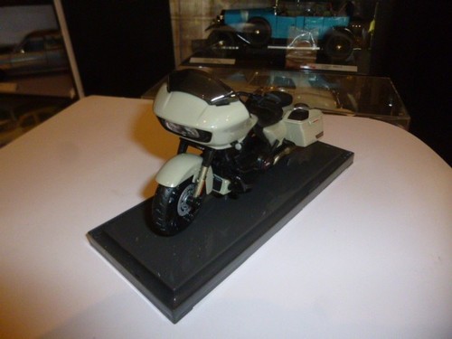 Harley davidson cvo road glide - harley,
