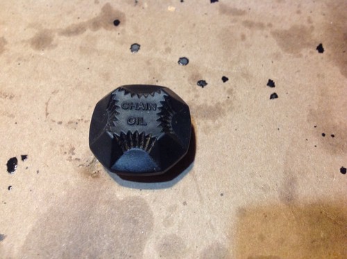 Skilsaw 1612 oil - cap, partner