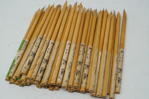 Jeu pinceaux de - de,