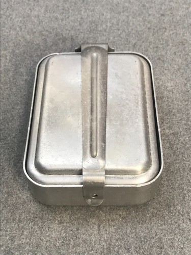 Gamelle modèle 1952 datée - gamelle,