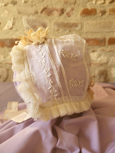 N02 ancienne coiffe bonnet - coiffe,