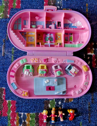 Car polly pocket - car/,