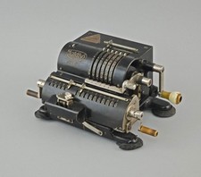 A-9470009 Machine À Calculer