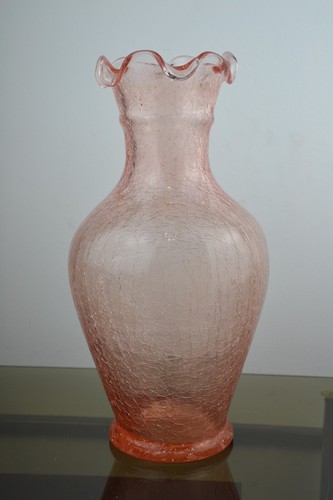 Vase soufflé craquelé fait