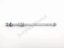 AXE DE ROUE ARRIERE SUZUKI RV 125 VANVAN 2010-2010 / NE 63175