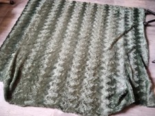 Couvre lit vert amande vintage seventies moumoute fausse fourrure