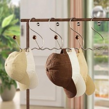 L'organisateur Du Chapeau En