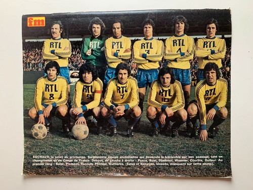 Photo football magazine - photo,
