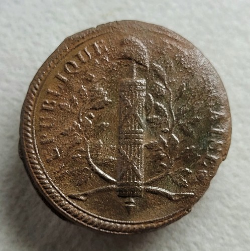 Bouton plat république - bouton, plat,