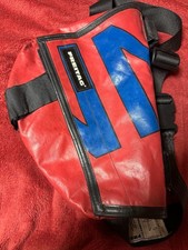 Sac messager Friday F31 Knight