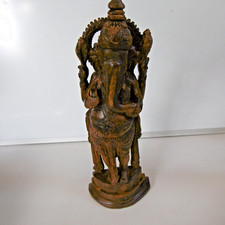 deesse ganesh sculptée en