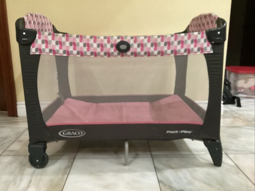 Portable graco pack play - pack,