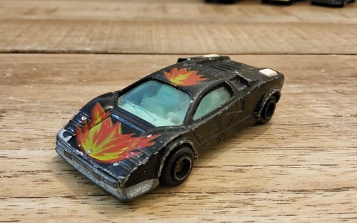 Lamborghini countach majorette