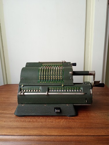 Ancienne calculatrice