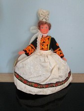 Poupée Folklorique régionale
