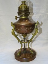 -BELLE LAMPE A PETROLE