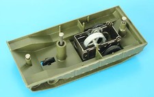 JOUSTRA -- Char et lance fusée DGE 49 -- Châssis moteur et roues