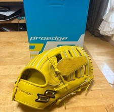 Gant de hardball cuit à la