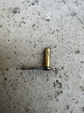 Pièce Pâte Fixation Tronçonneuse Stihl 08 S