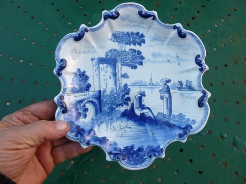 Superbe coupe tripode - tripode, faience